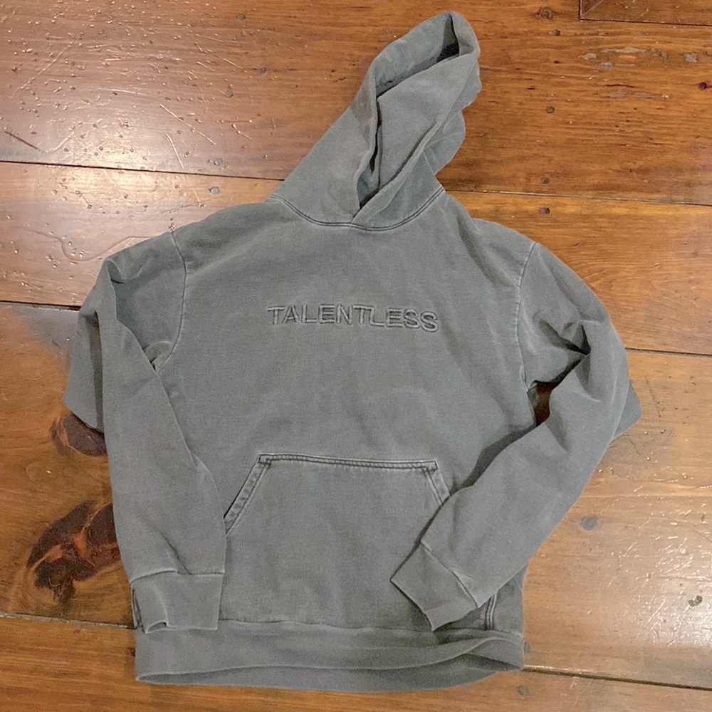 TALENTLESS Sweatshirt